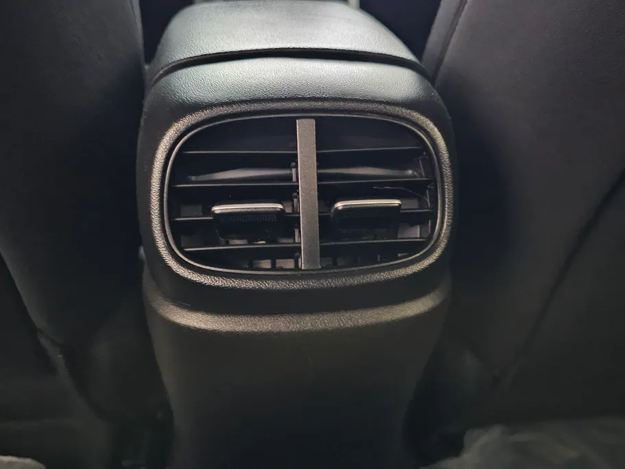 2023 Hyundai Elantra Smart 