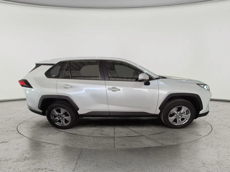 2025 Toyota RAV4 STD 