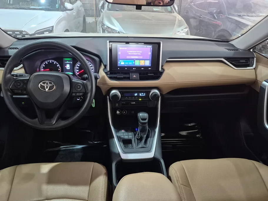 2025 Toyota RAV4 STD 