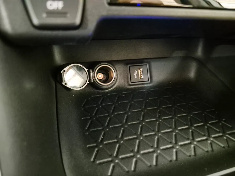 2025 Toyota RAV4 STD 