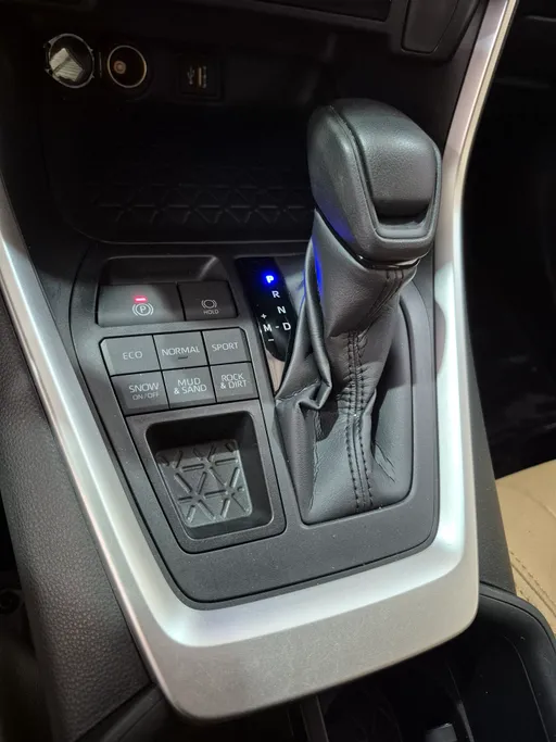 2025 Toyota RAV4 STD 