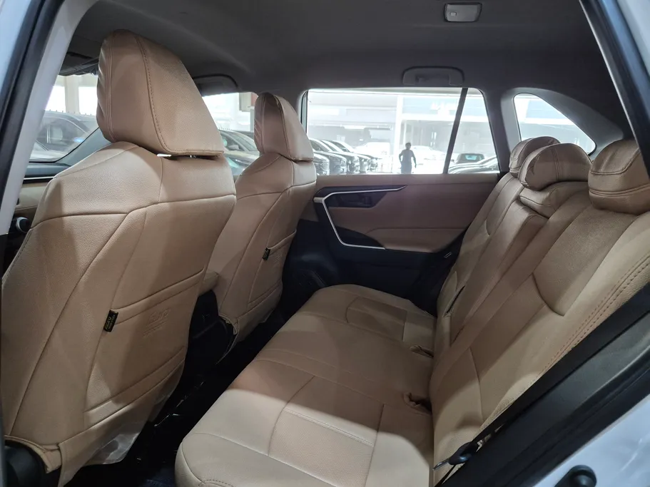 2025 Toyota RAV4 STD 