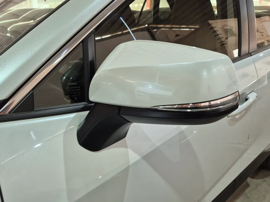 2025 Toyota RAV4 STD 