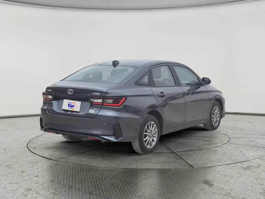 2024 تويوتا Yaris  Y 