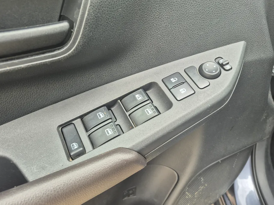 2024 تويوتا Yaris  Y 