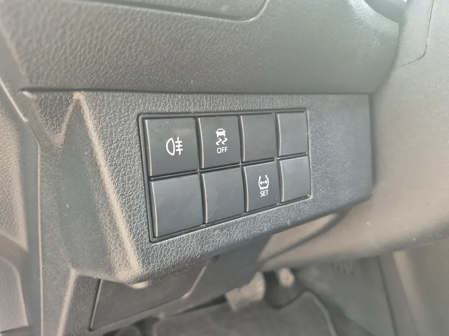 2024 تويوتا Yaris  Y 