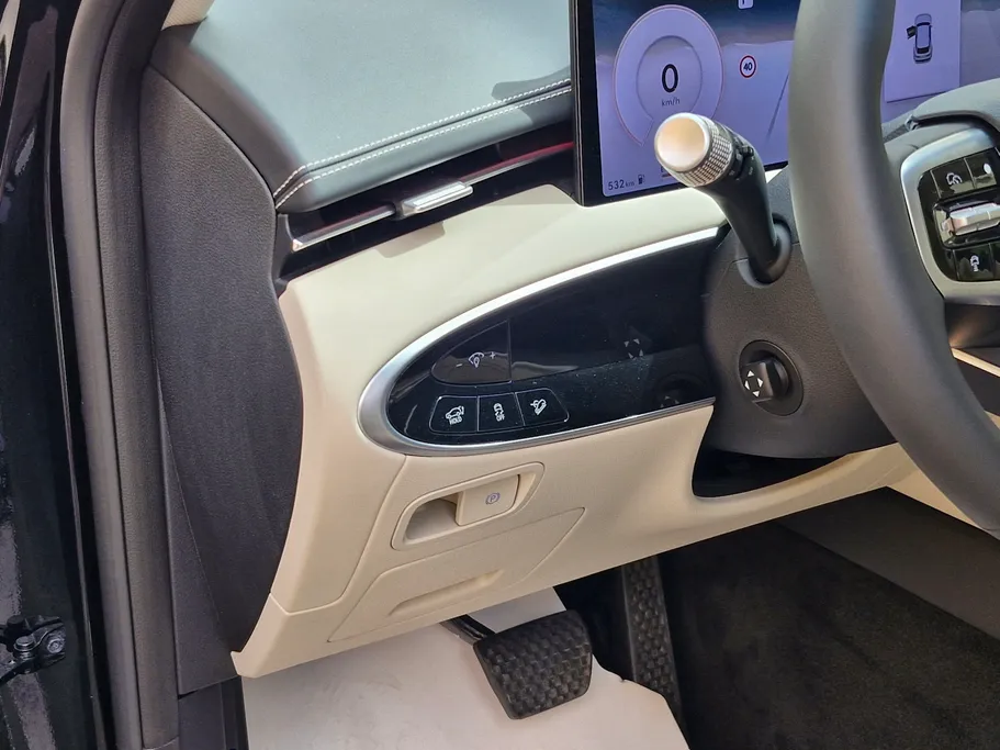 جينيسيس GV70 بريميوم 2026 