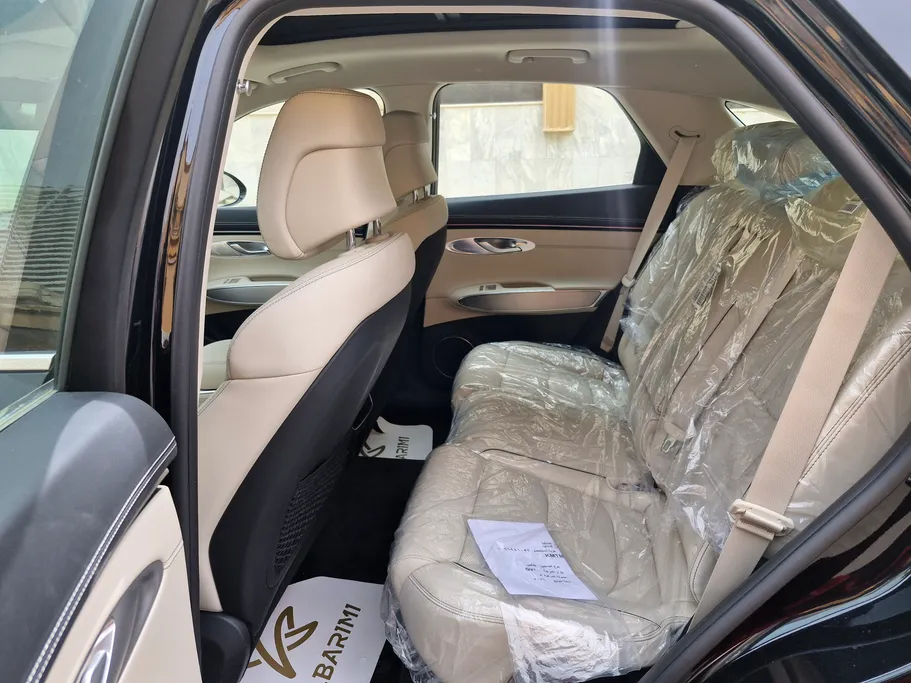 جينيسيس GV70 بريميوم 2026 