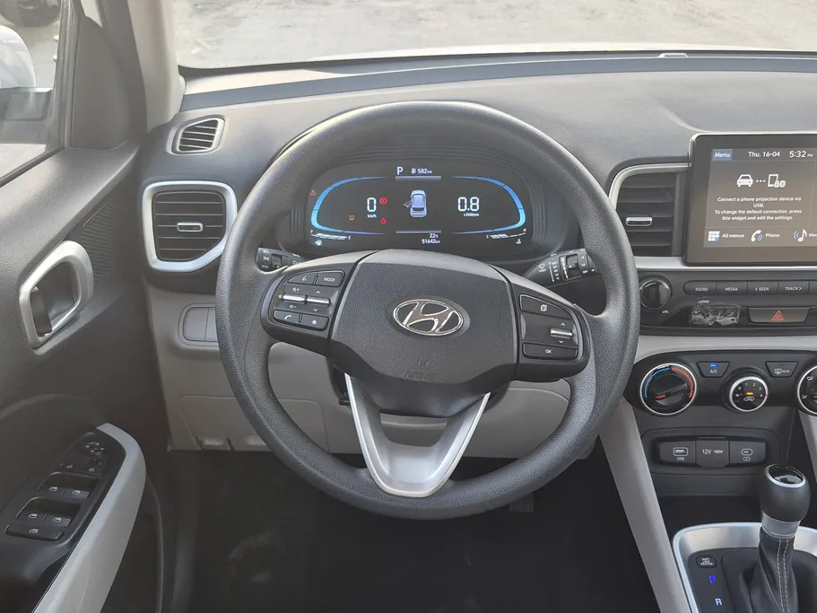 2025 Hyundai Venue Smart 