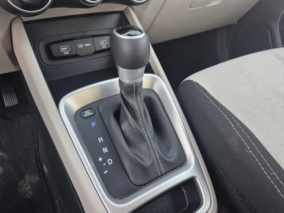 2025 Hyundai Venue Smart 