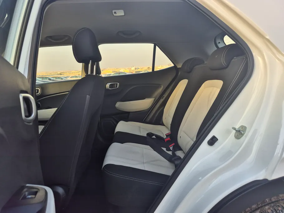 2025 Hyundai Venue Smart 