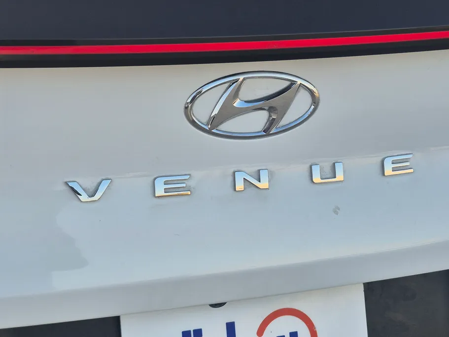 2025 Hyundai Venue Smart 