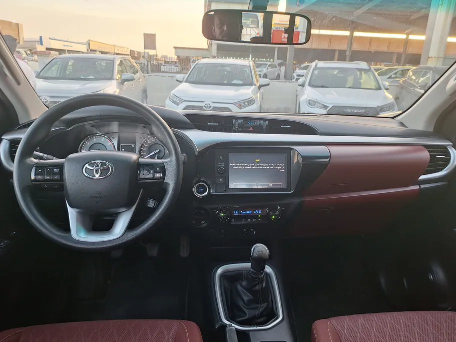 تويوتا هايلكس S GLX 2022 