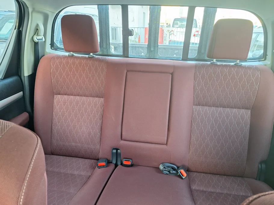 تويوتا هايلكس S GLX 2022 