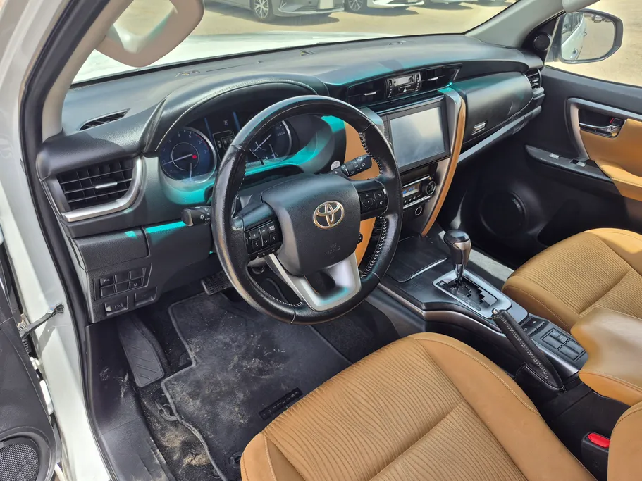 تويوتا فورتشنر VX 2023 