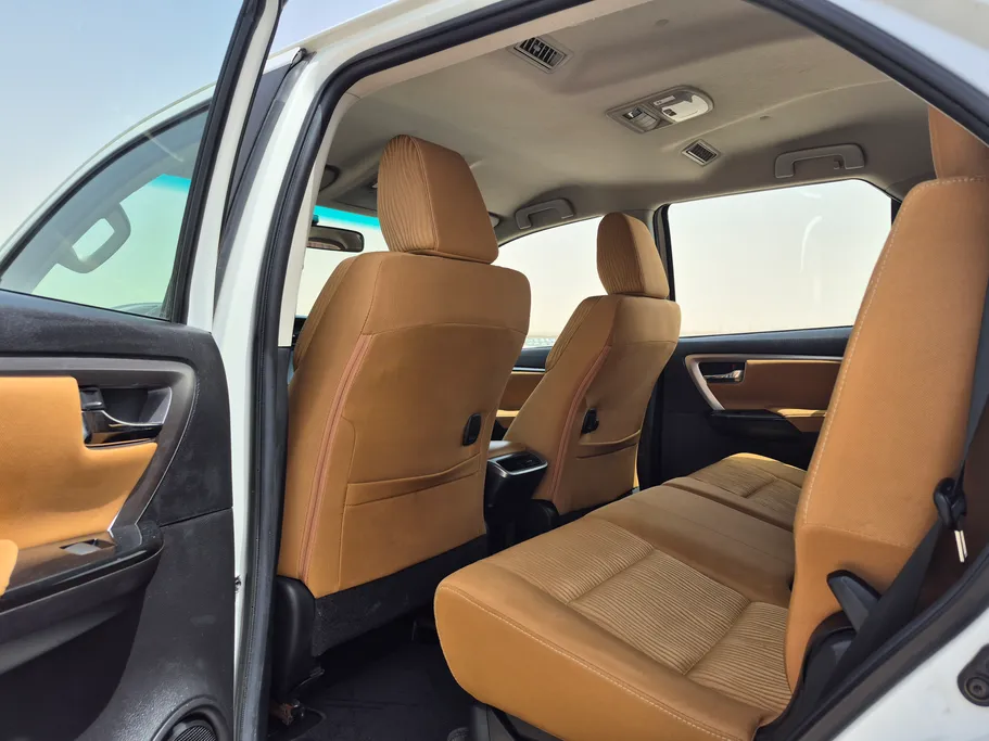 تويوتا فورتشنر VX 2023 