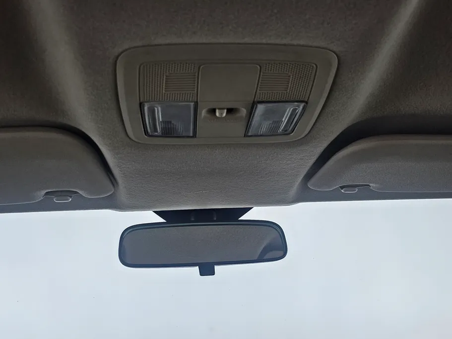 تويوتا يارس Y 2023 