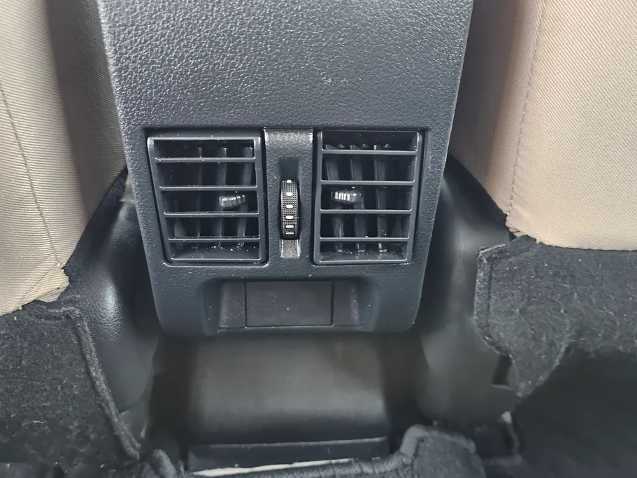 تويوتا يارس Y 2023 