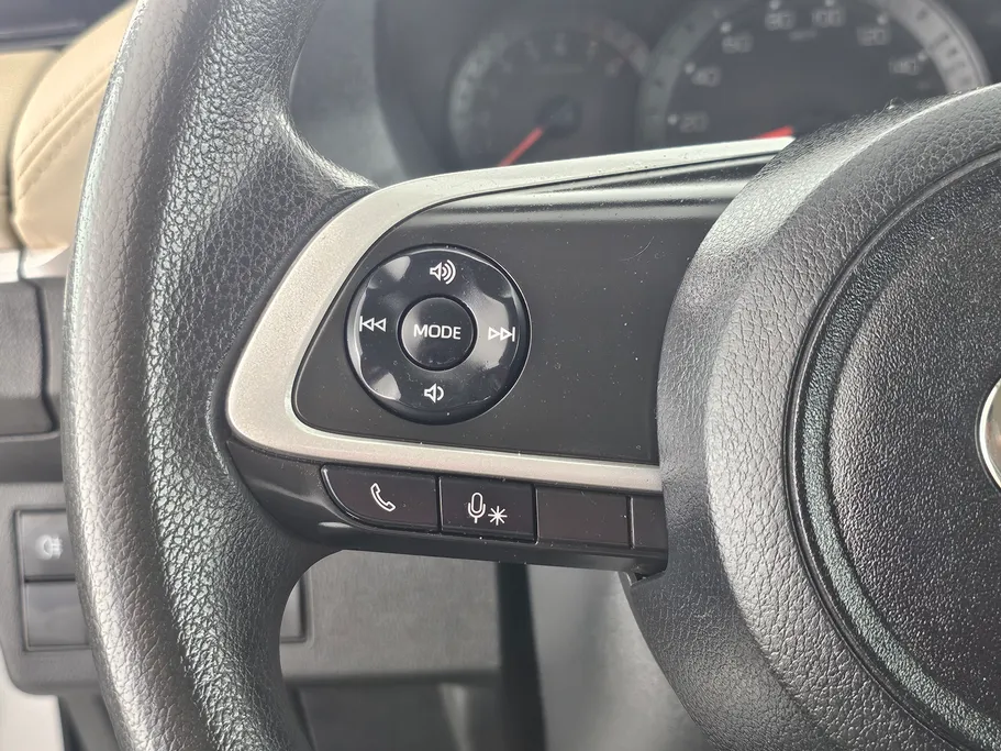 تويوتا يارس Y 2023 