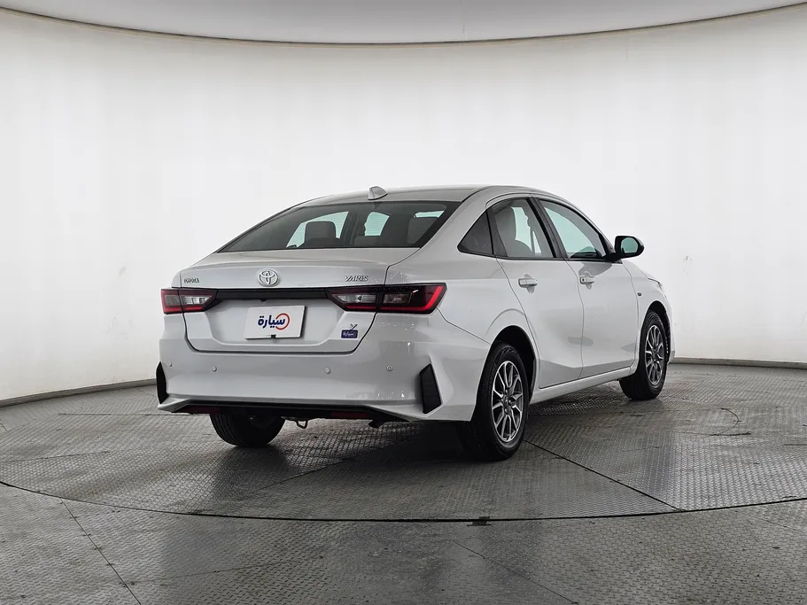 تويوتا يارس Y 2023 
