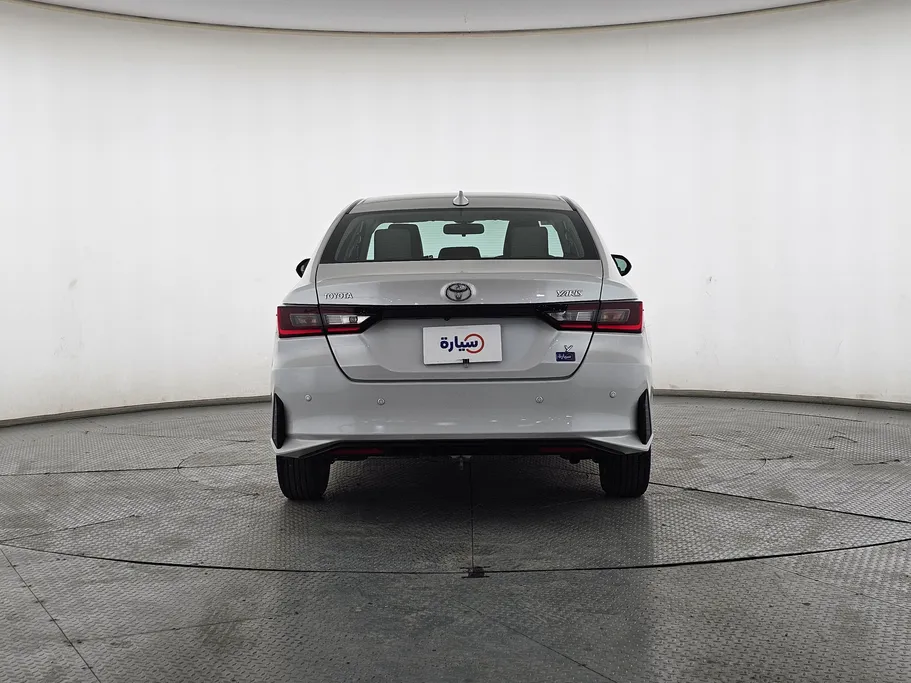 تويوتا يارس Y 2023 