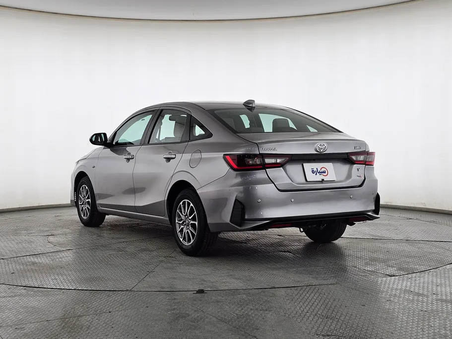 تويوتا يارس Y 2023 