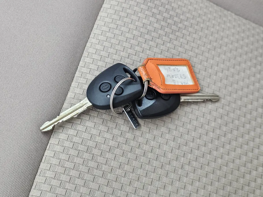 تويوتا يارس Y 2023 