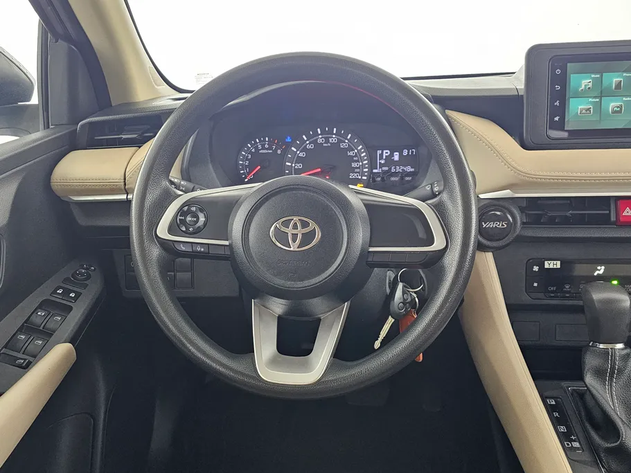 تويوتا يارس Y 2023 