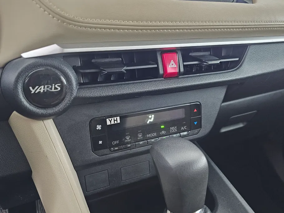 تويوتا يارس Y 2023 