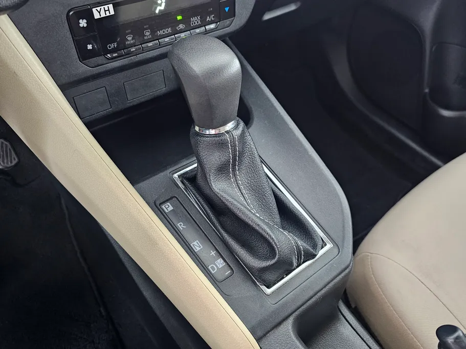 تويوتا يارس Y 2023 