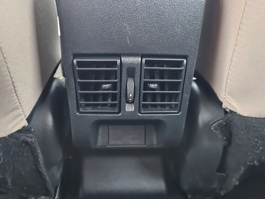 تويوتا يارس Y 2023 