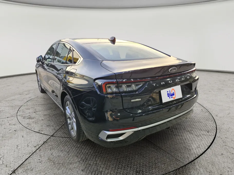 2023 Ford Taurus Trend 