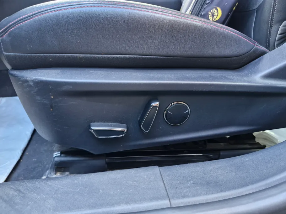 2023 Ford Taurus Trend 