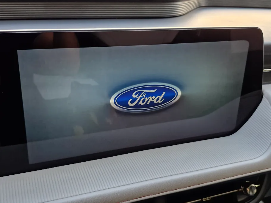 2023 Ford Taurus Trend 