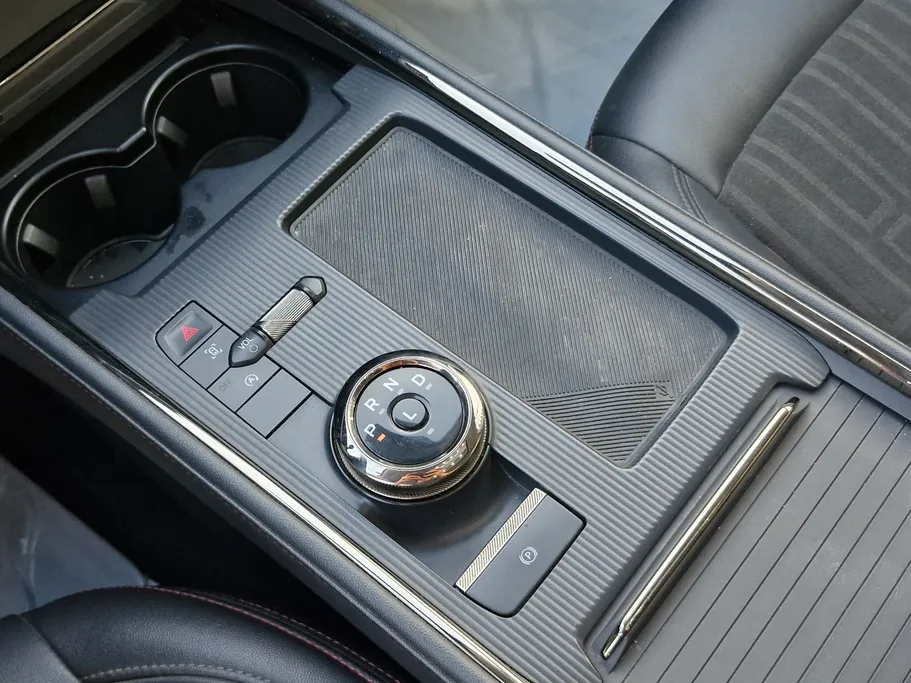 2023 Ford Taurus Trend 