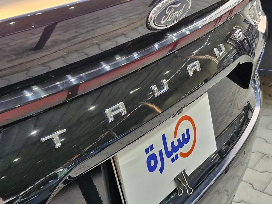 2023 Ford Taurus Trend 