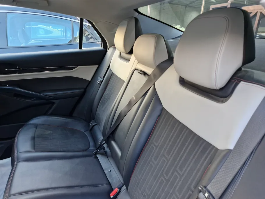 2023 Ford Taurus Trend 