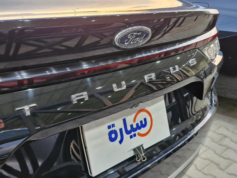 2023 Ford Taurus Trend 