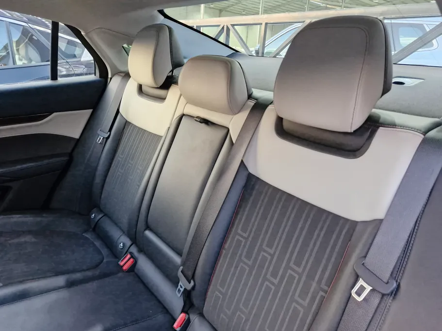 2023 Ford Taurus Trend 