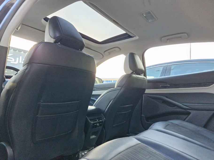 2023 Ford Taurus Trend 