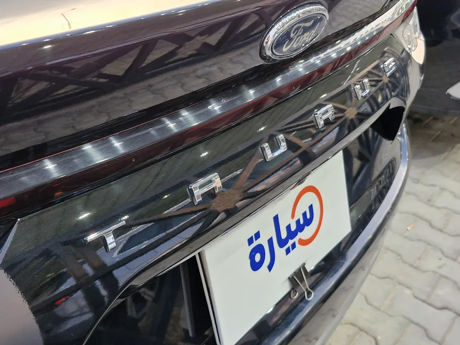 2023 Ford Taurus Trend 