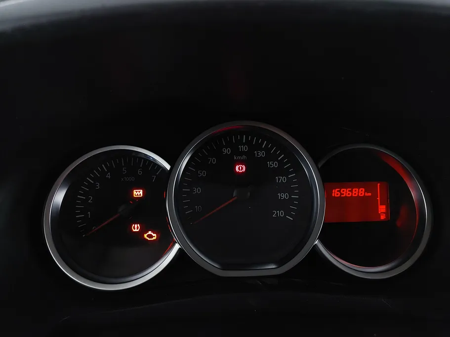 2020 Renault Docker Van بضاعة 