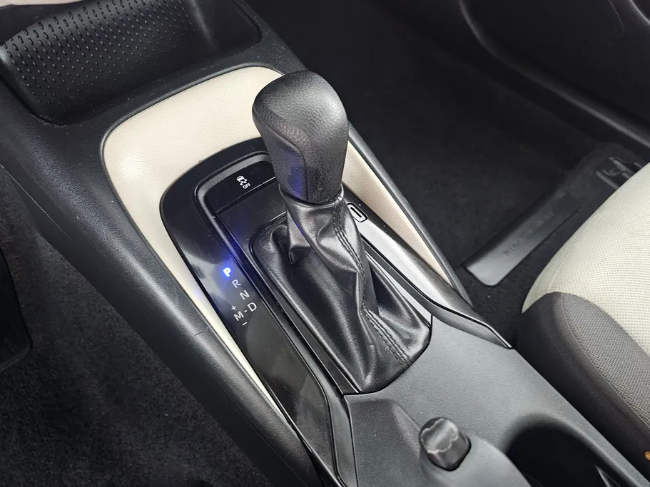 تويوتا كورولا XLI 2023 