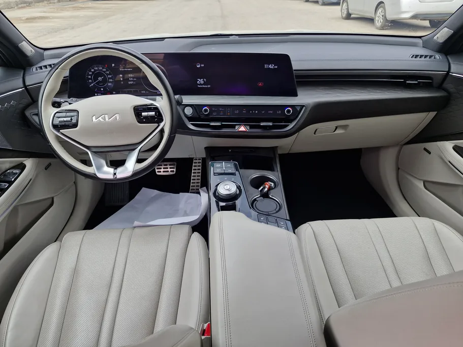2022 Kia K8 GLS 