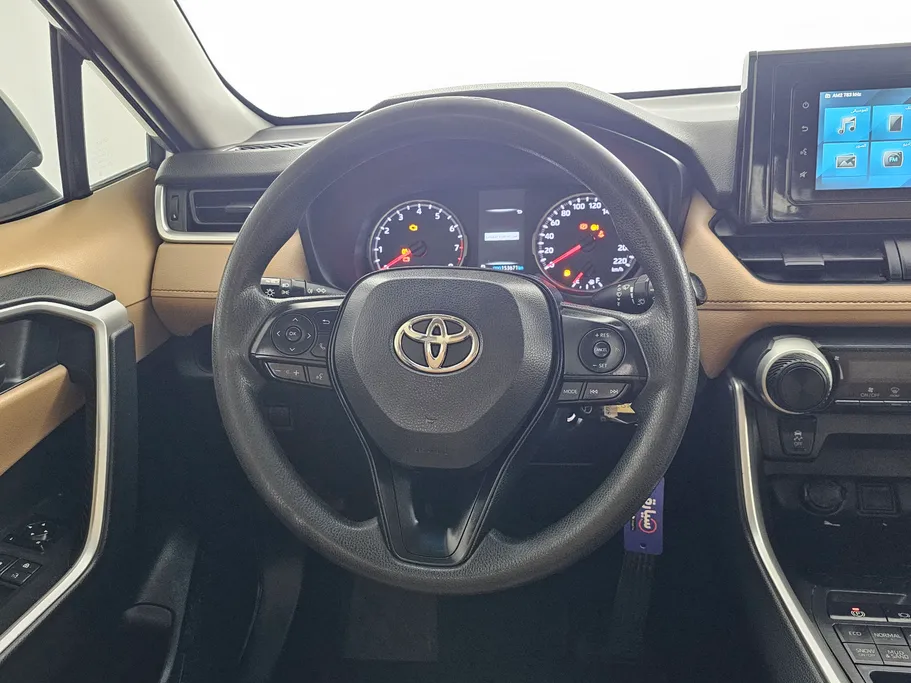 تويوتا راف فور LE 2022 