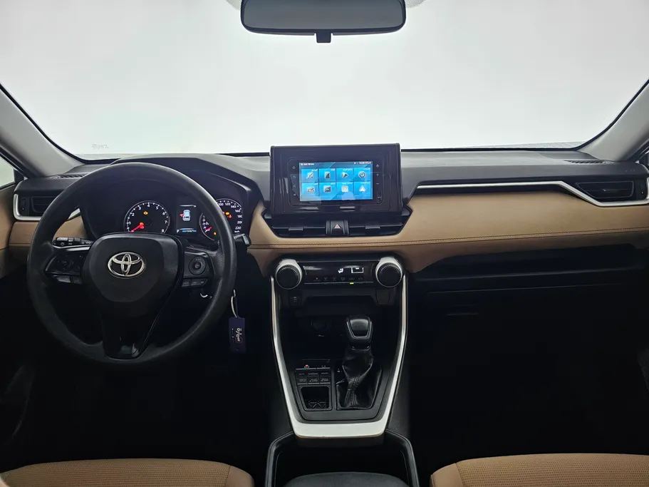 تويوتا راف فور LE 2022 