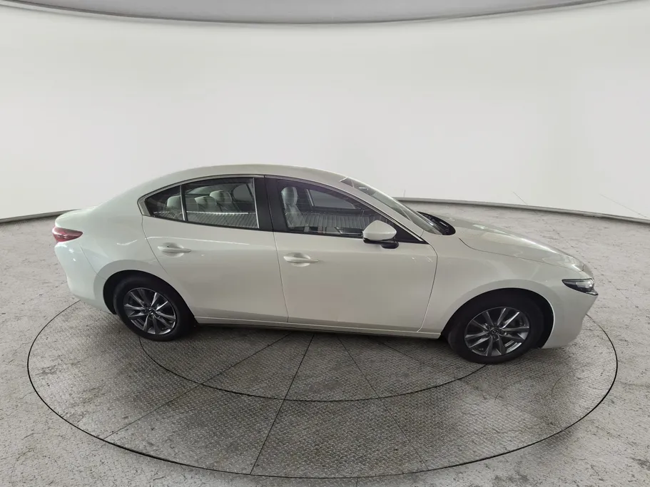 2024 Mazda 3 Basic 