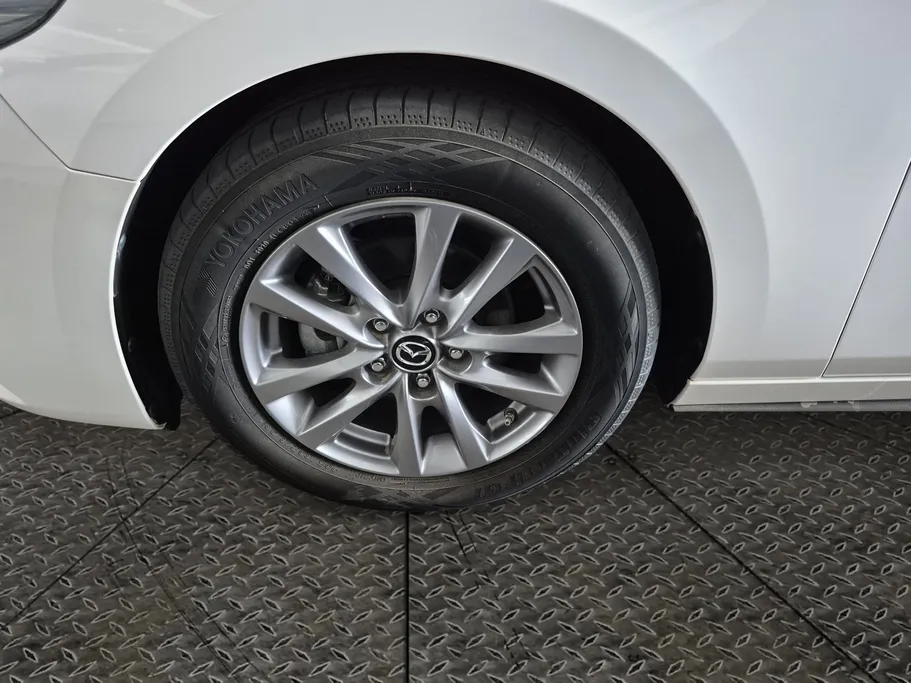 2024 Mazda 3 Basic 