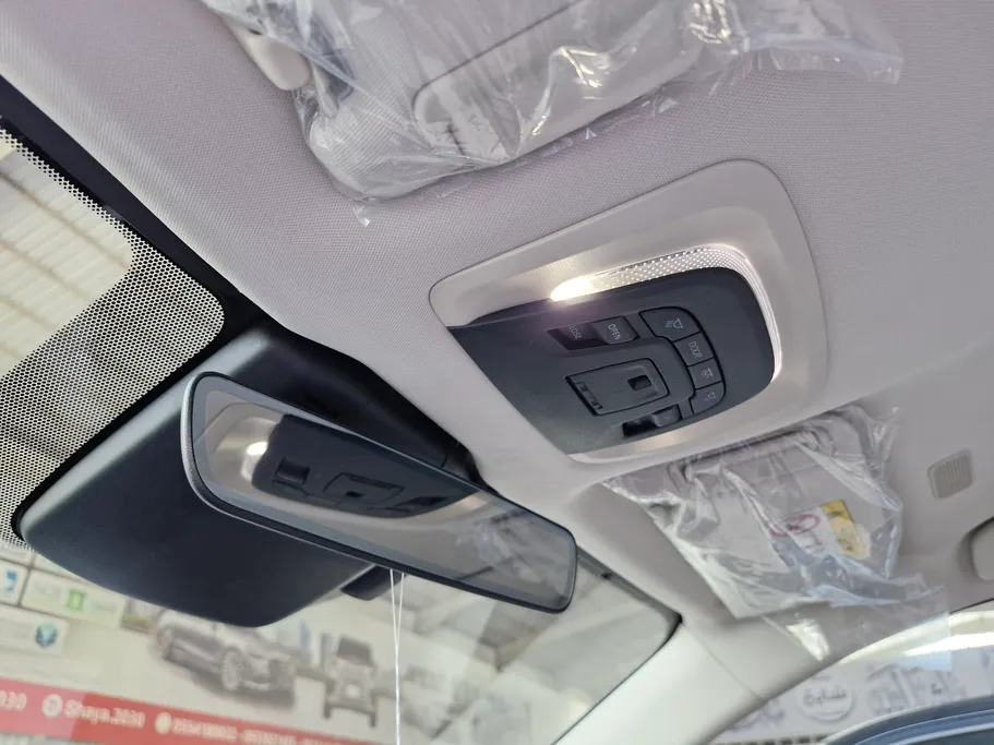 2025 Toyota Crown Premium 