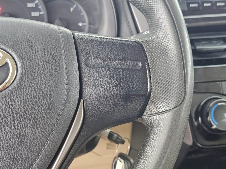 2022 Toyota Yaris  Y 